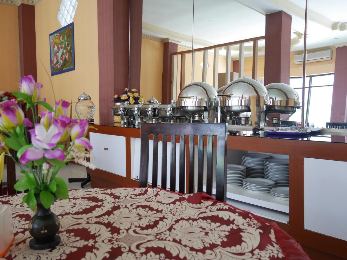 Syafira Hotel Langgur Bagian luar foto