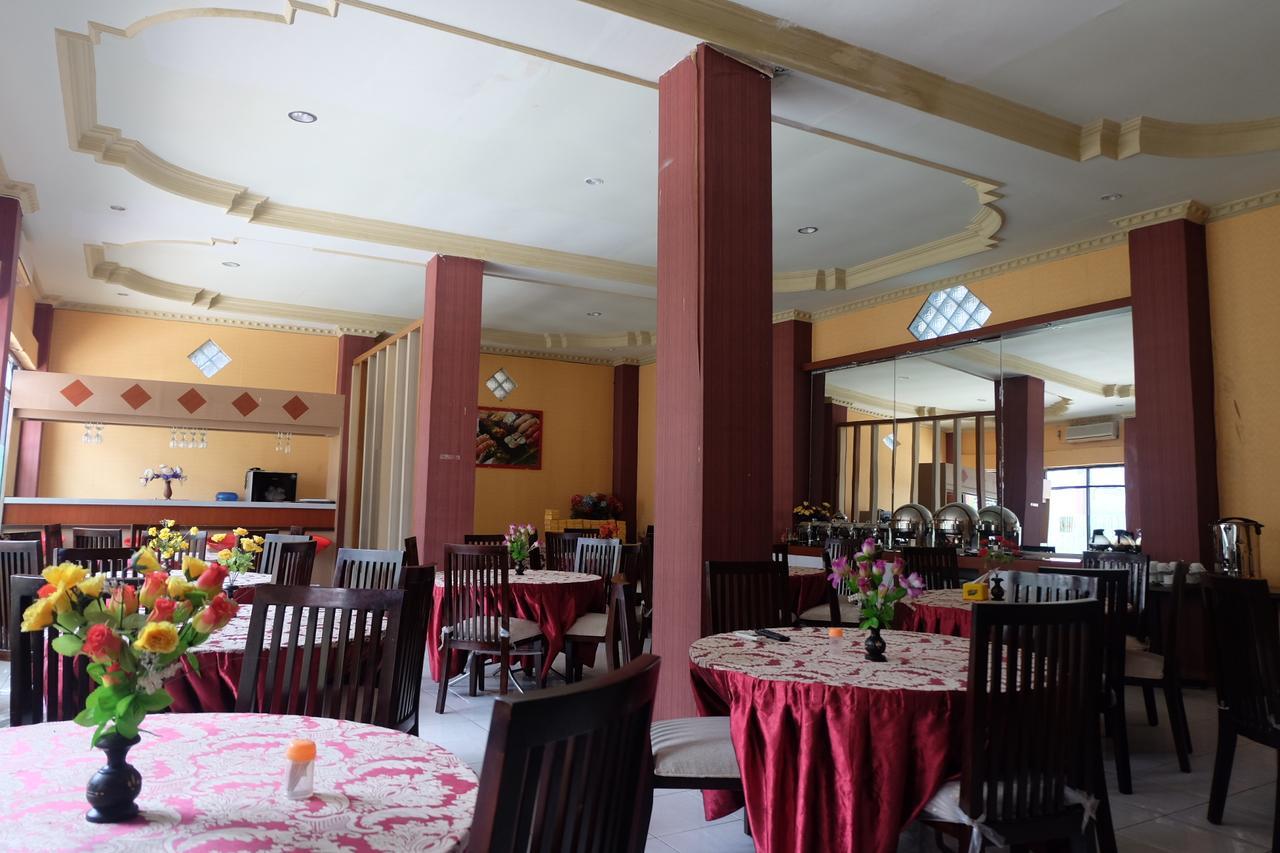 Syafira Hotel Langgur Bagian luar foto